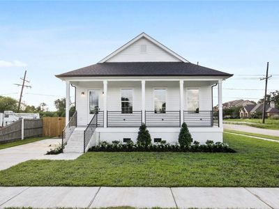 501 Cougar Dr, Arabi, LA, 70032