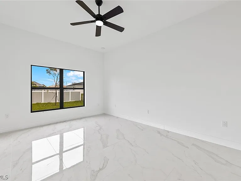 1413 NE 15th Terrace Cpe — Photo 13