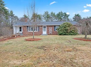 208 New Boston Rd, Sturbridge, MA 01566