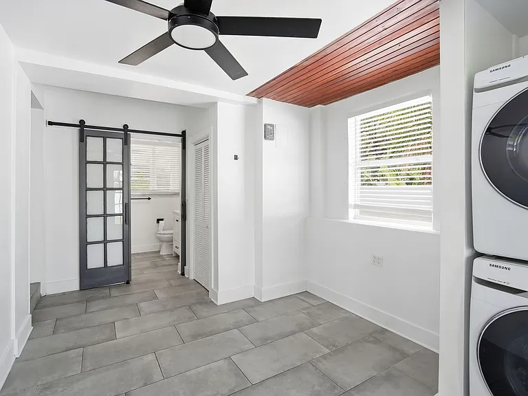 3815 W North B St — Photo 13