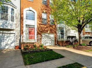 4112 Flower Box Ct, Fairfax, VA 22030