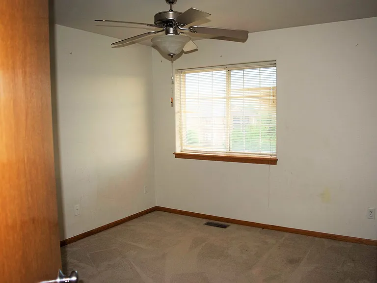 4421 E Court St — Photo 4