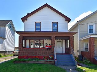 214 Oak St, Springdale, PA 15144