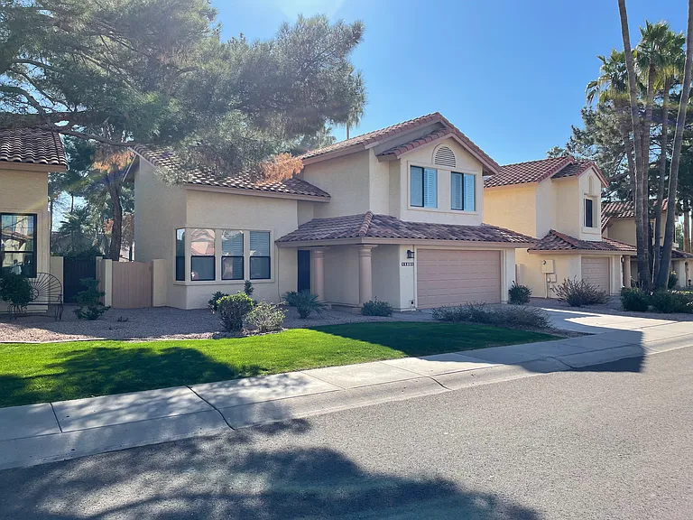11851 N 91st Pl — Photo 3