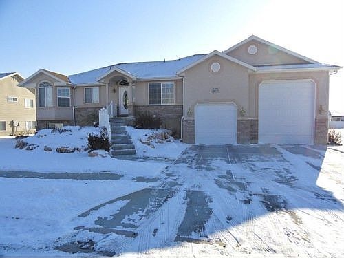 2nd image of 2073 Craig Ln