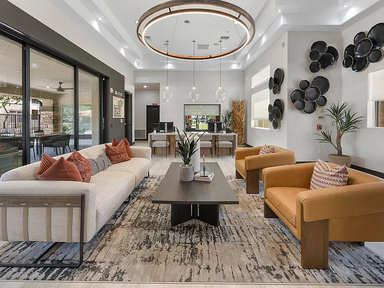 Altair Apartments — Photo 18