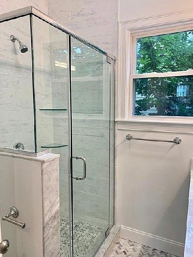 2nd image of 211 W 5th St #3