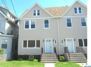 79 Chestnut St, Rutherford, NJ 07070