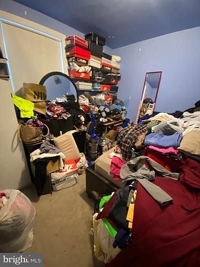 2nd image of 728 Thorn St