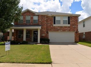 125 Jefferson Dr, Venus, TX 76084