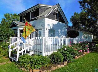 909 W Pine St, Washburn, WI 54891