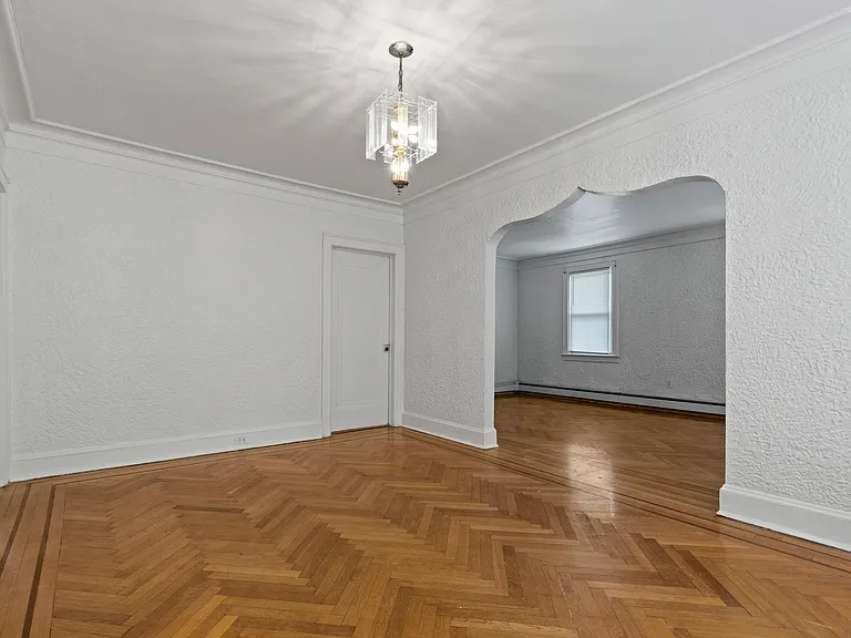 245 W Walnut St #2 — Photo 6