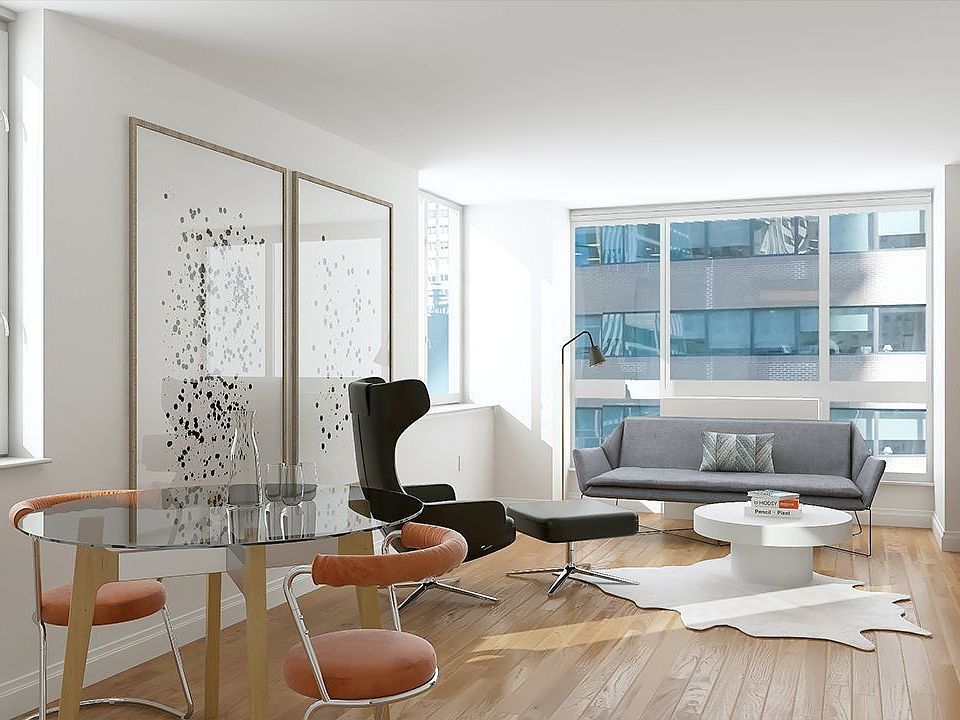 1st image of 150 E 44th St APT 24B