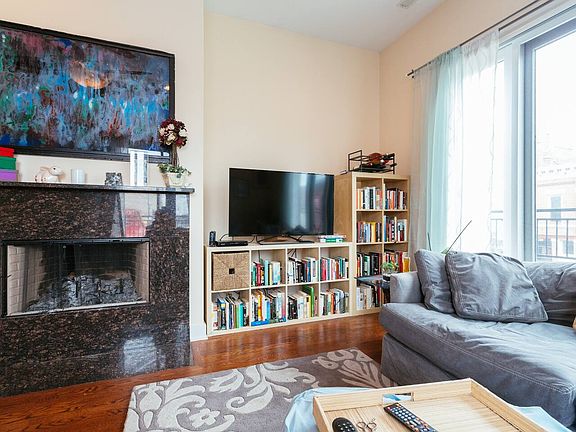 2nd image of 2342 W North Ave #201