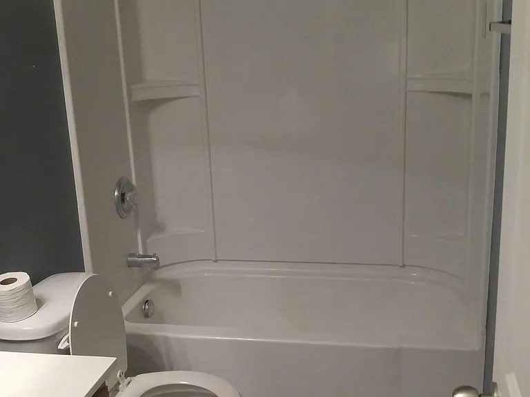 FULL BATH UPSTAIRS