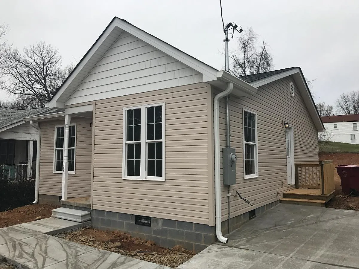 2 bed, 928 sqft, $1,500 — Photo 1
