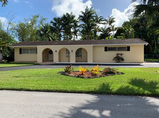 9720 SW 119th St, Miami, FL 33176