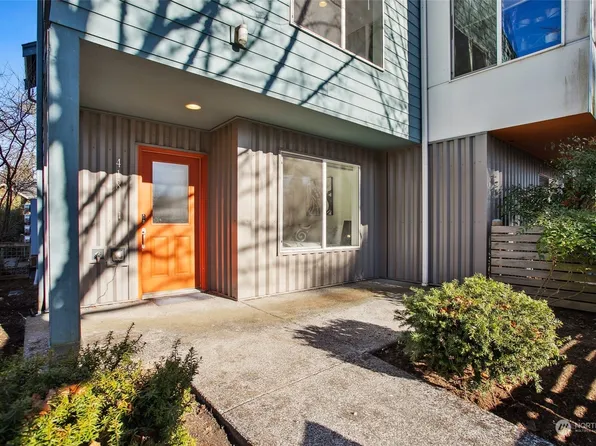 418 N 130th Street, Seattle, WA 98133
