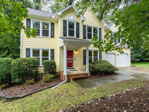 8 Woodcliff Cir