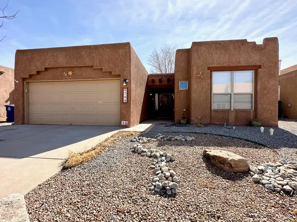 6704 Calle Santiago NE, Albuquerque, NM 87113
