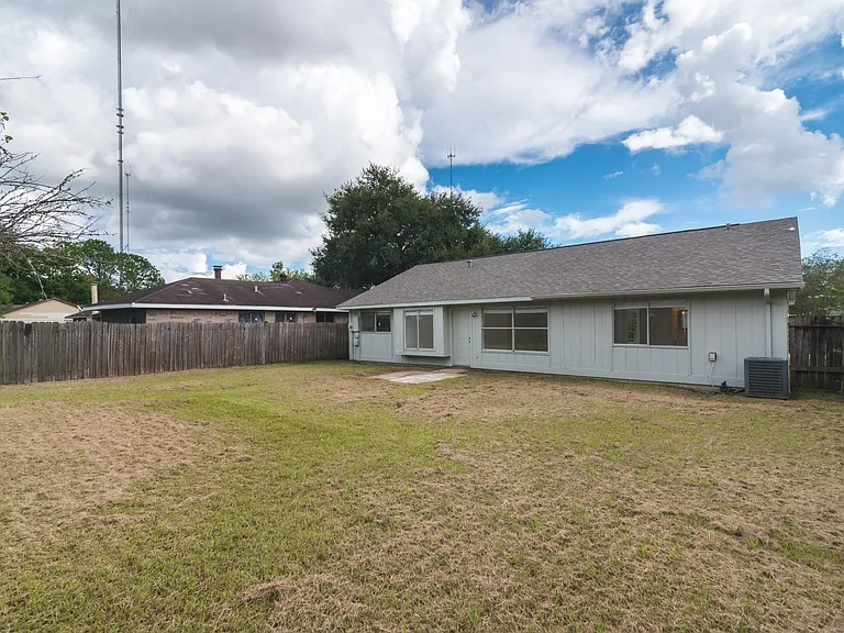 8602 Rockmont Ct — Photo 18