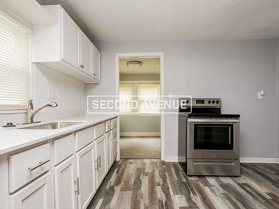 2nd image of 1037 Metropolitan Ave