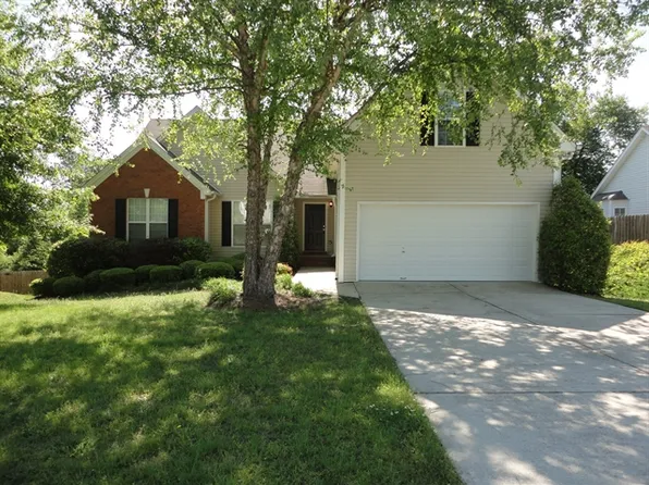 3257 Tuggle Ives Dr, Buford, GA 30519