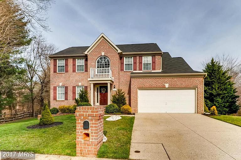 1st image of 1001 N Quince Ln