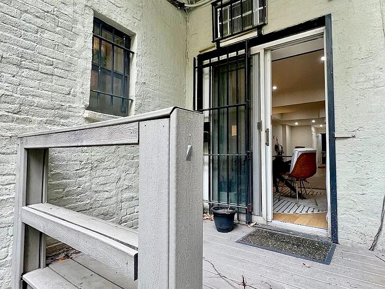 16 W 75th St #1A — Photo 5