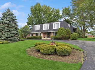 2408 Cumberland Cir, Long Grove, IL 60047