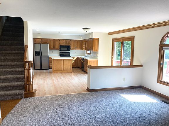 4th image of 9345 Moorings Blvd