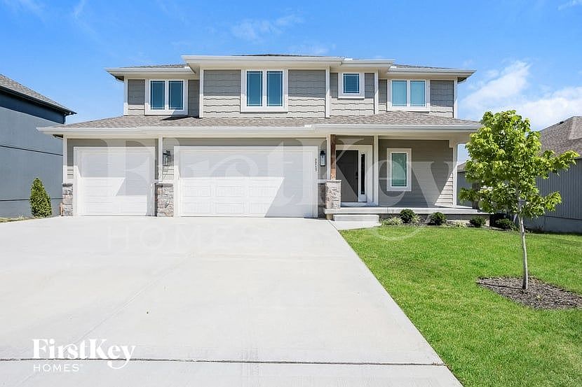 1st image of 2217 NE Janessa Dr