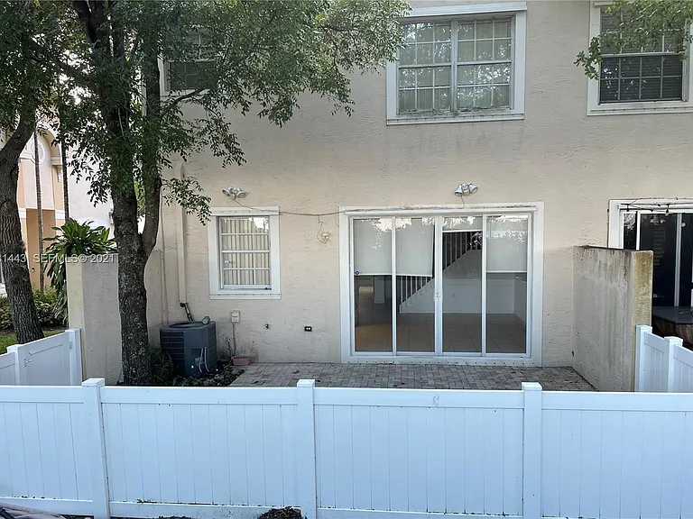 4311 SW 124th Way — Photo 7