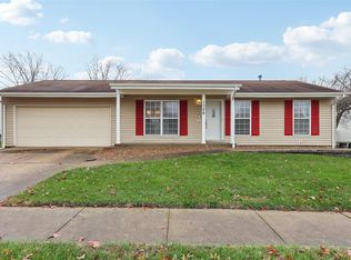 1326 Manuka Dr, O'Fallon, MO