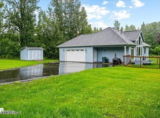 22364 Glacier Vista Rd, Chugiak, AK 99567