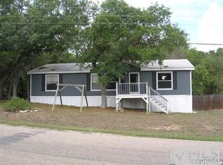 406 W Clark St, Canyon Lake, TX 78133