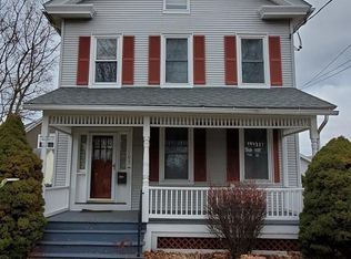 105 Fairview Ave, Chicopee, MA 01013