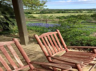 764 Froelich Ln, Blanco, TX 78606