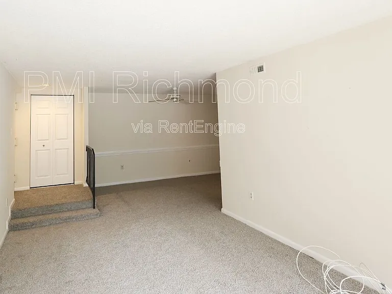 1509 Thistle Rd #104 — Photo 3