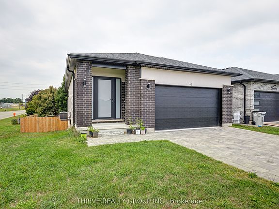 2nd image of 42 Alexander Cir