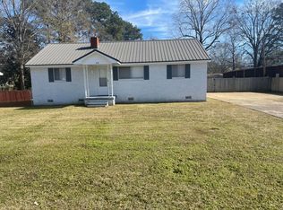 118 Lawrence Dr, Columbus, MS 39702