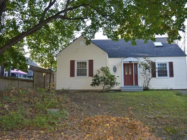 19 Fillmore Place, Gardiner, ME 04345