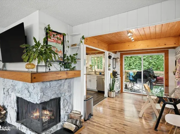 4733 Becharof St, Anchorage, AK 99507