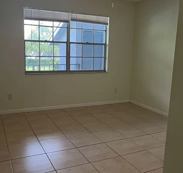 905 Southridge Rd #204A — Photo 9