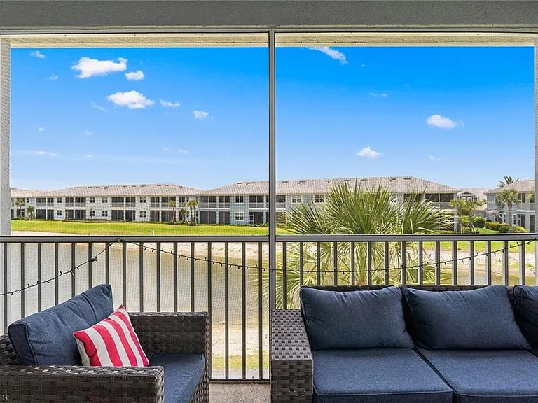 2609 Seychelles Cir #1608 — Photo 31