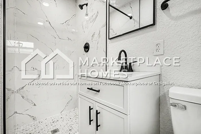 408 Bassedena Cir N — Photo 11