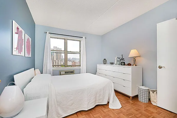 Sold by Compass | media 8