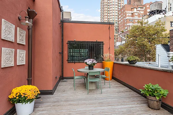 Sold by Brown Harris Stevens | media 27