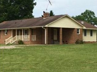 8328 Sylvan Rd, Liberty, NC 27298