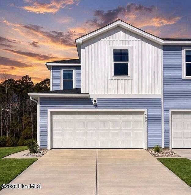 1st image of 581 Sandy Hollow Drive